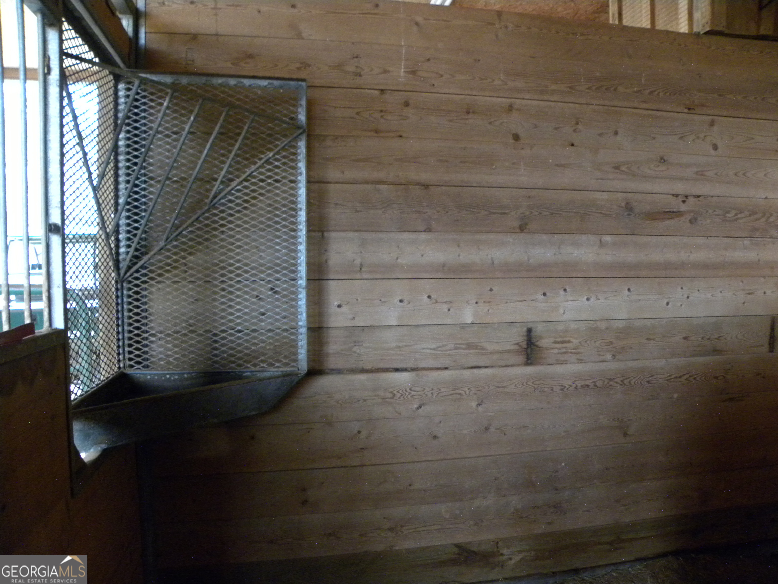 551 P Road Toccoa, GA 30577 - Photo 79 of 124 Pivoting hay management system