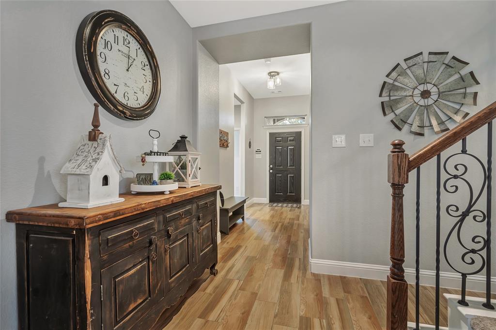 15420 Elm Bluff Way Fort Worth, TX 76262 - Photo 6 of 40