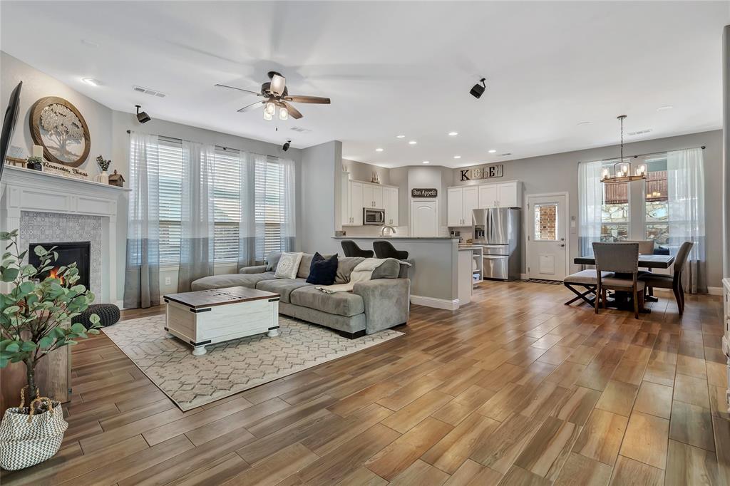 15420 Elm Bluff Way Fort Worth, TX 76262 - Photo 8 of 40