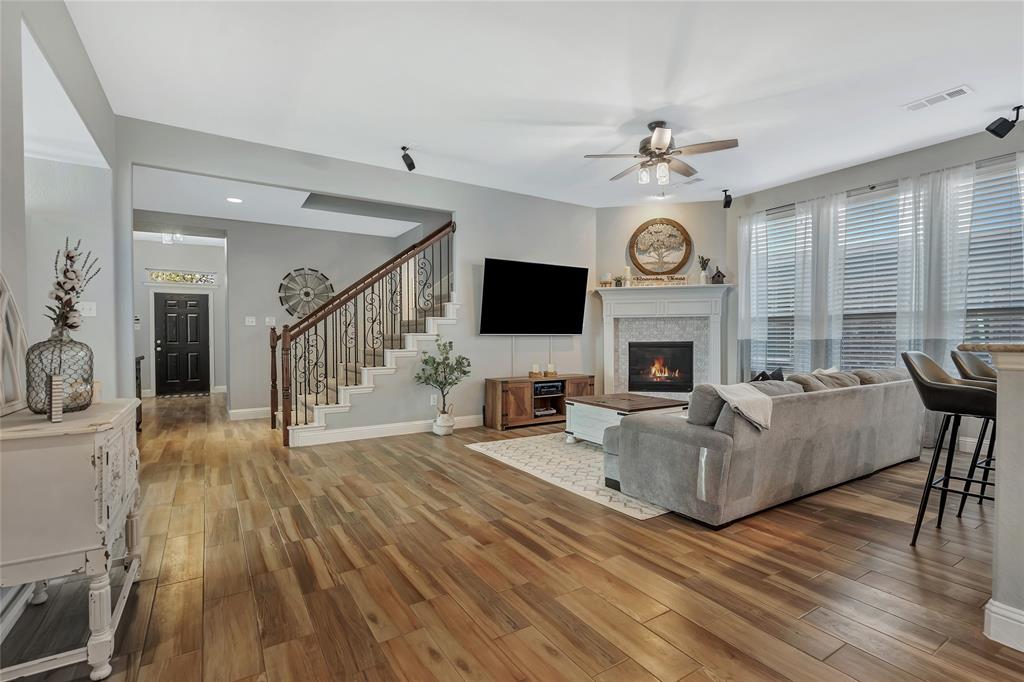 15420 Elm Bluff Way Fort Worth, TX 76262 - Photo 9 of 40