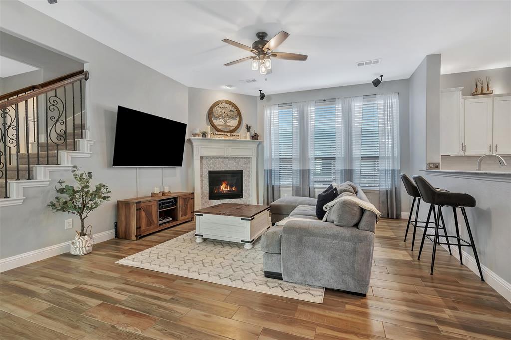 15420 Elm Bluff Way Fort Worth, TX 76262 - Photo 10 of 40