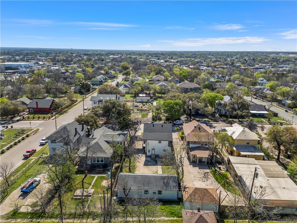 2211 Morrow Avenue Waco, TX 76707 - Photo 38 of 39 an aerial view of a city