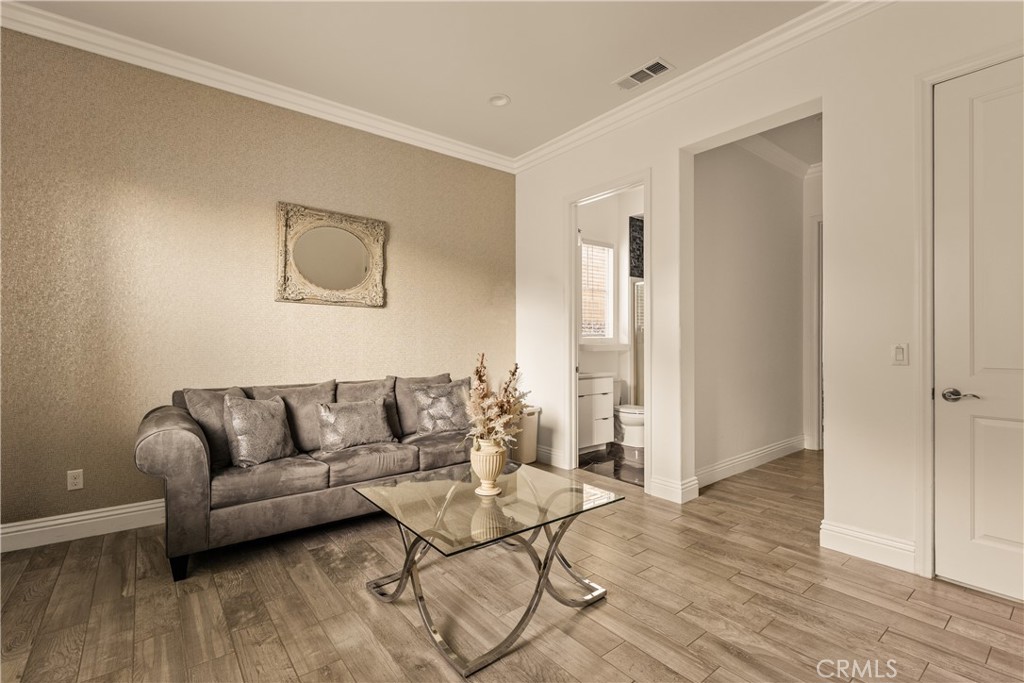 24320 Sterling Ranch Road Canoga Park, CA 91304 - Photo 26 of 45