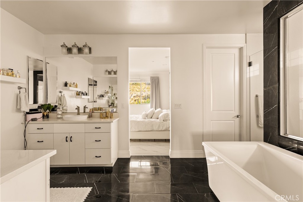 24320 Sterling Ranch Road Canoga Park, CA 91304 - Photo 33 of 45