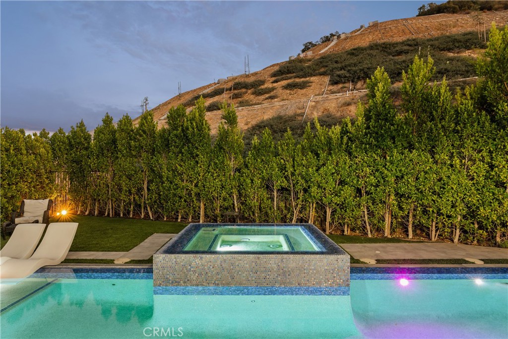 24320 Sterling Ranch Road Canoga Park, CA 91304 - Photo 42 of 45