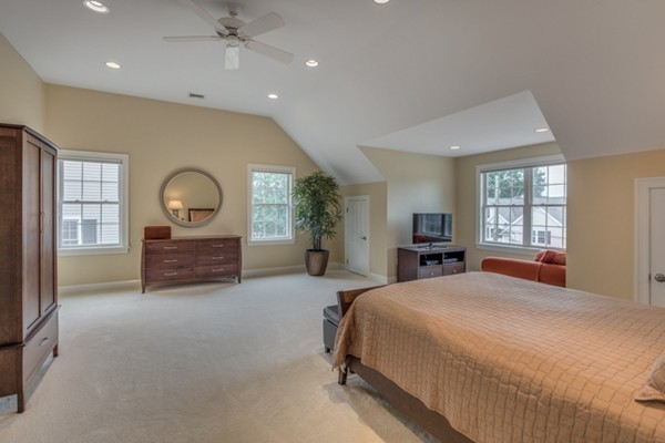 44 Elmwood Road Needham, MA 02492 - Photo 16 of 30 Gallery Image 16