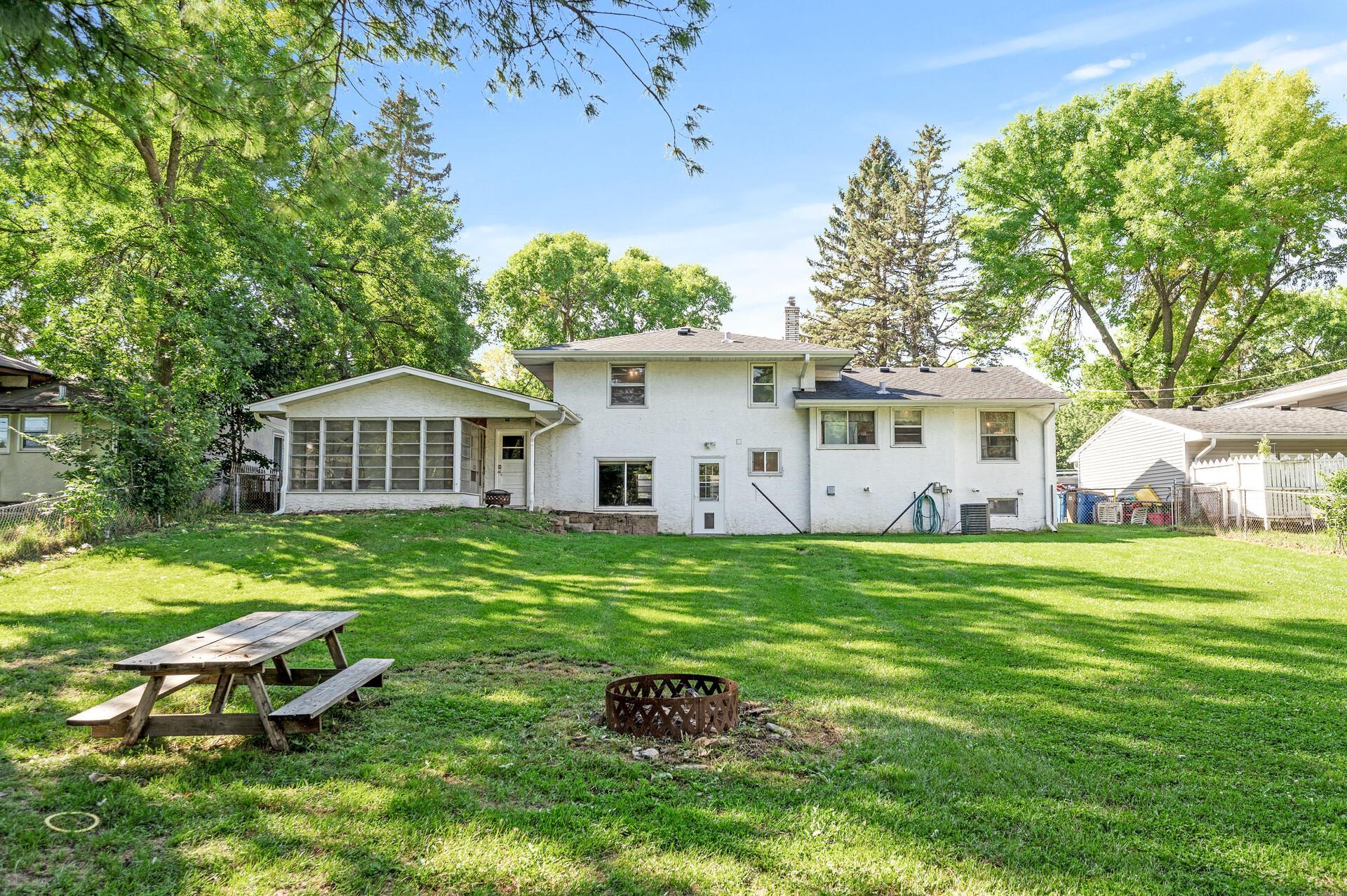 2233 Randy Avenue White Bear Lake, MN 55110 - Photo 40 of 44 Gallery Image 40