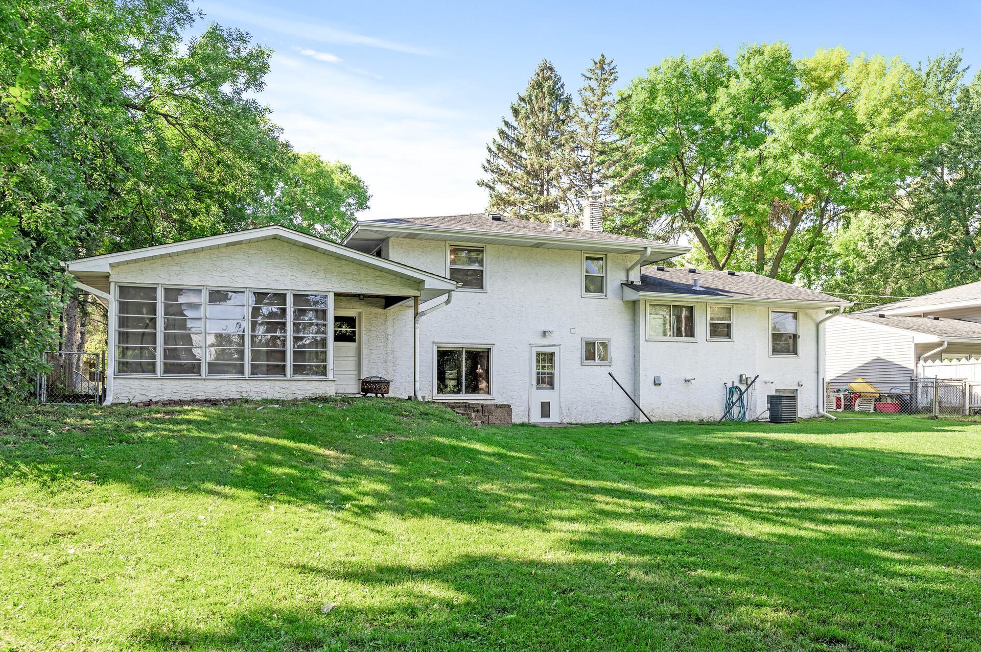 2233 Randy Avenue White Bear Lake, MN 55110 - Photo 41 of 44 Gallery Image 41