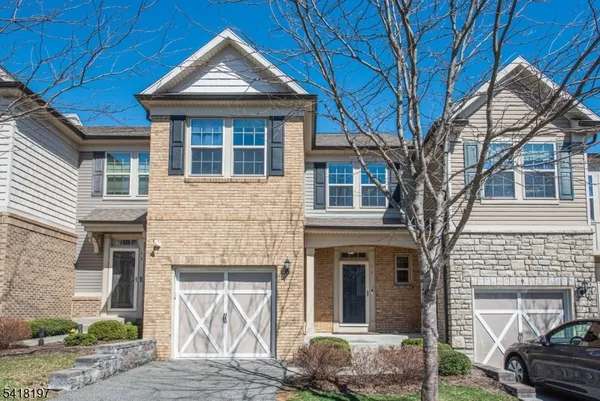 $725,000 | 11 Albert Court, Randolph, NJ 07869