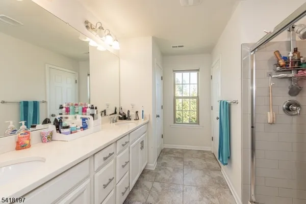 $725,000 | 11 Albert Court, Randolph, NJ 07869