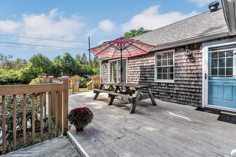 $949,000 | 30 Cove Road, Eastham, MA 02642