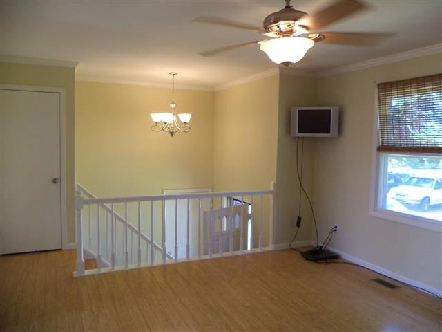 1102 East Kercher Road Goshen, IN 46526 - Photo 9 of 23 Gallery Image 9