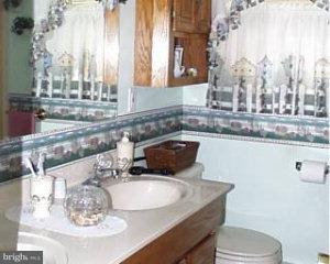 890 Kimmerlings Road Lebanon, PA 17046 - Photo 12 of 13 Gallery Image 12
