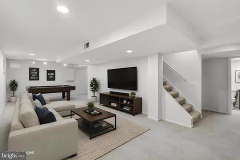 $1,388,000 | 8100 Buckspark Lane East, Potomac, MD 20854