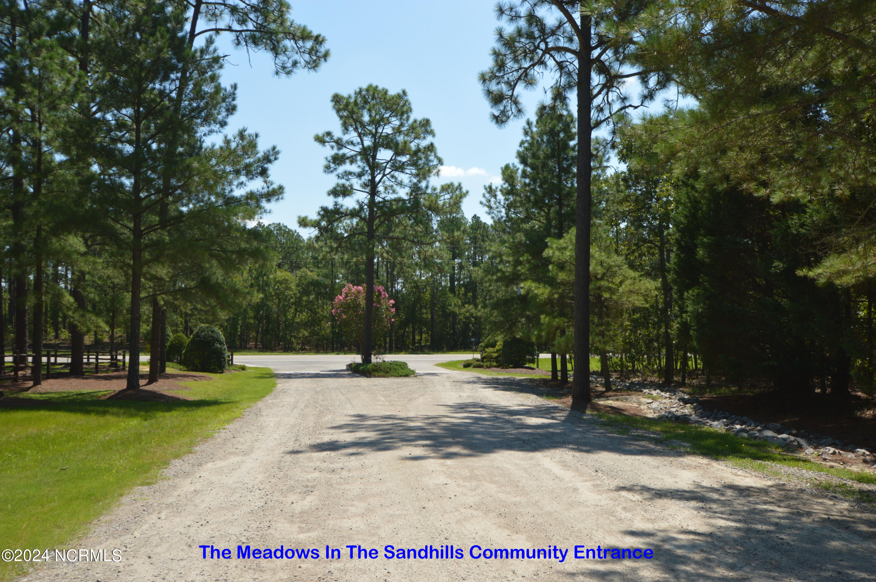 190 Bunkhouse Road Aberdeen, NC 28315 - Photo 54 of 62 Entrance