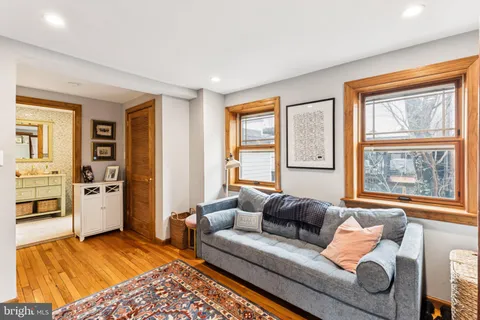 $724,900 | 2210 R Naudain Street, Philadelphia, PA 19146