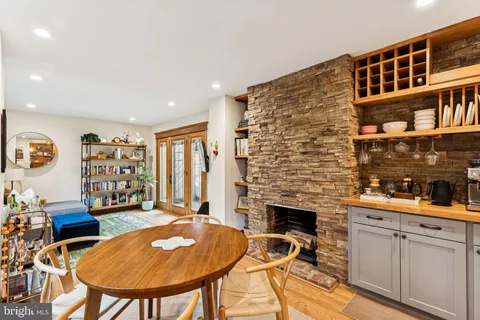 $724,900 | 2210 R Naudain Street, Philadelphia, PA 19146