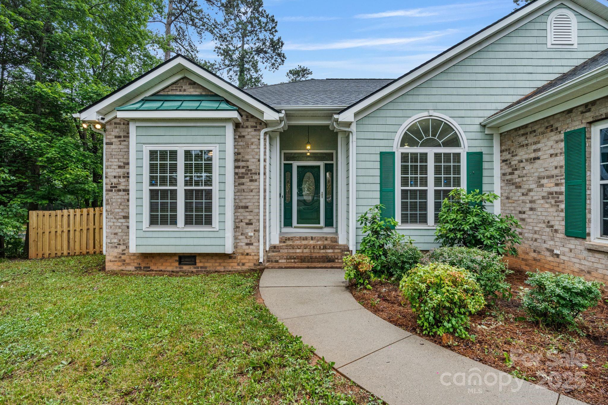 105 Stumpy Creek Road Mooresville, NC 28117 - Photo 4 of 43 Gallery Image 4