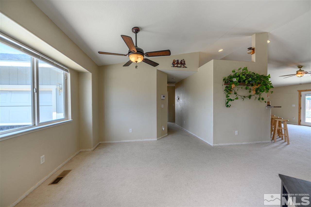 604 Tamsen Road Fernley, NV 89408 - Photo 8 of 25 Photo 8