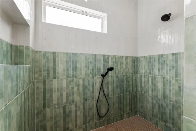 $1,550,000 | 3204 Overcup Oak Drive, Austin, TX 78704