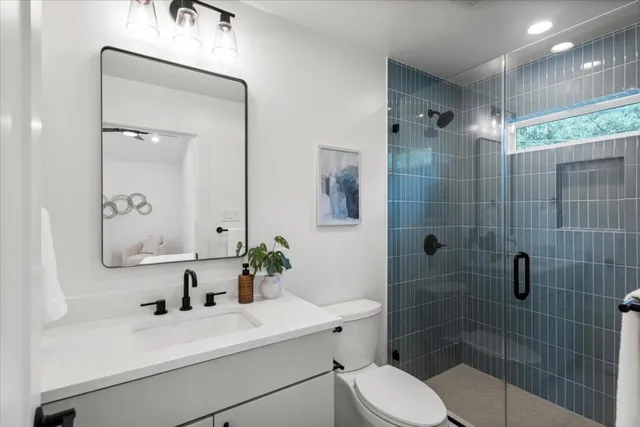 $1,550,000 | 3204 Overcup Oak Drive, Austin, TX 78704