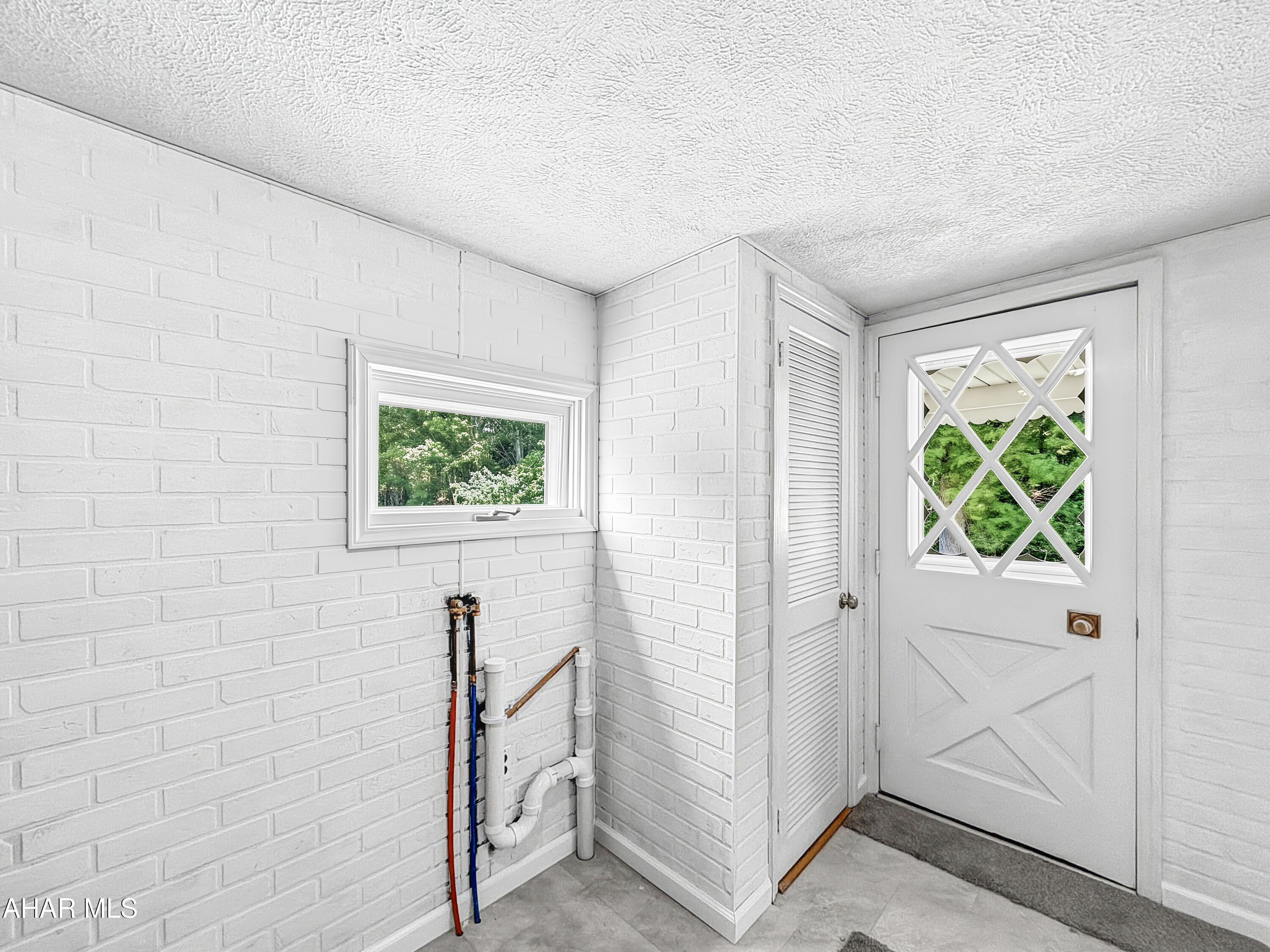 144 Strong Road Strongstown, PA 15957 - Photo 22 of 39