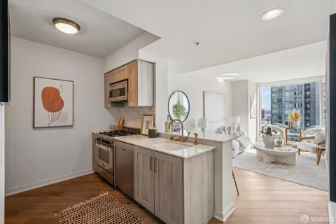 $888,000 | 401 Harrison Street, Unit 10E, San Francisco, CA 94105