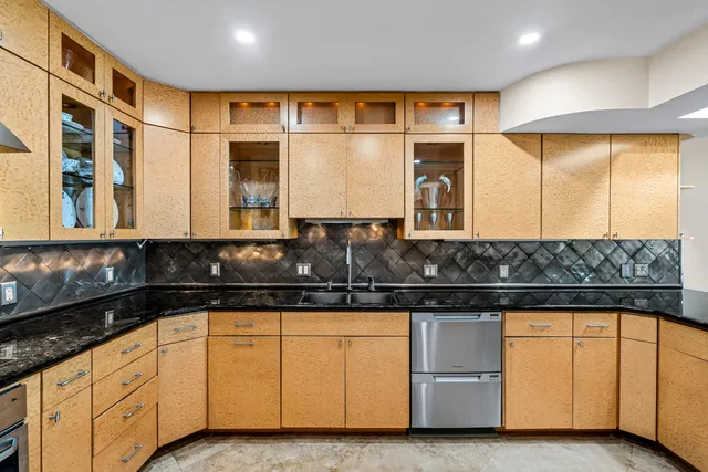 $8,000 | 1005 Bel Air Drive, Highland Beach, FL 33487