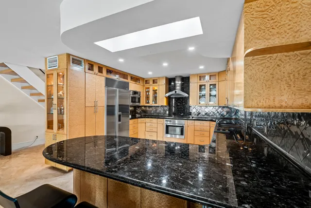 $8,000 | 1005 Bel Air Drive, Highland Beach, FL 33487