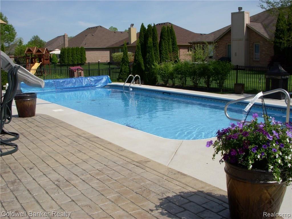 21418 Raintree Drive Macomb, MI 48044 - Photo 17 of 21 Raintree Swimming Pool 1.jpg