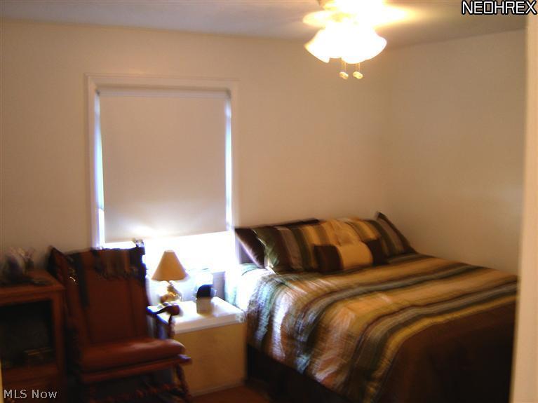 1698 Longwood Road Mayfield Heights, OH 44124 - Photo 12 of 21