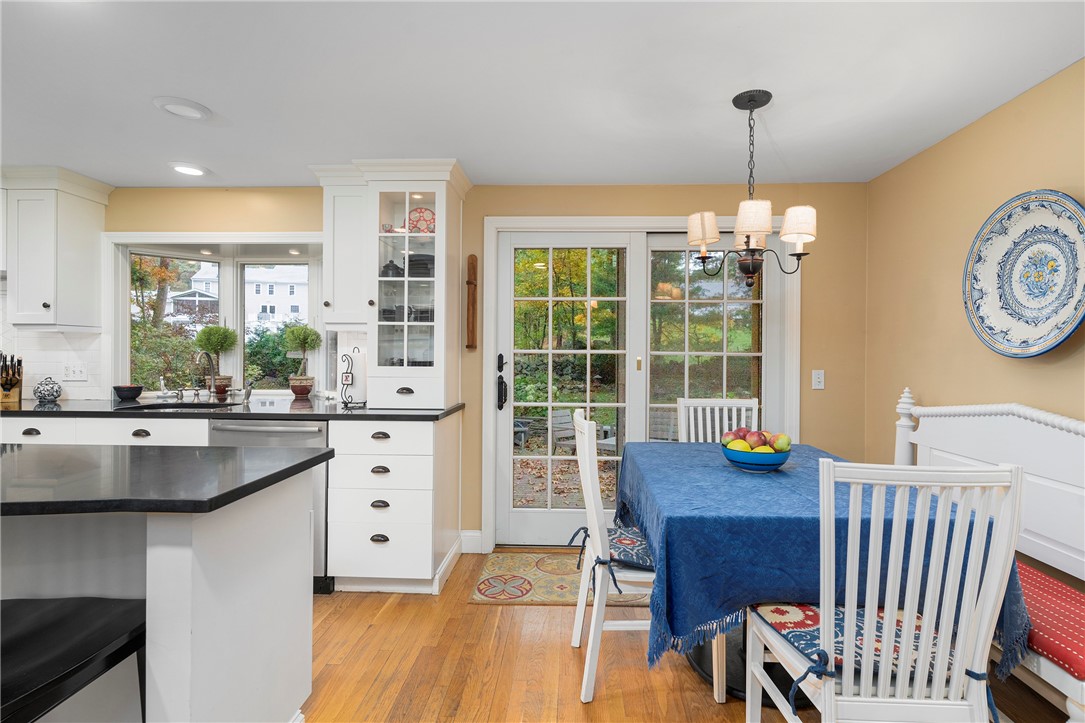 99 Larch Road East Greenwich, RI 02818 - Photo 11 of 38