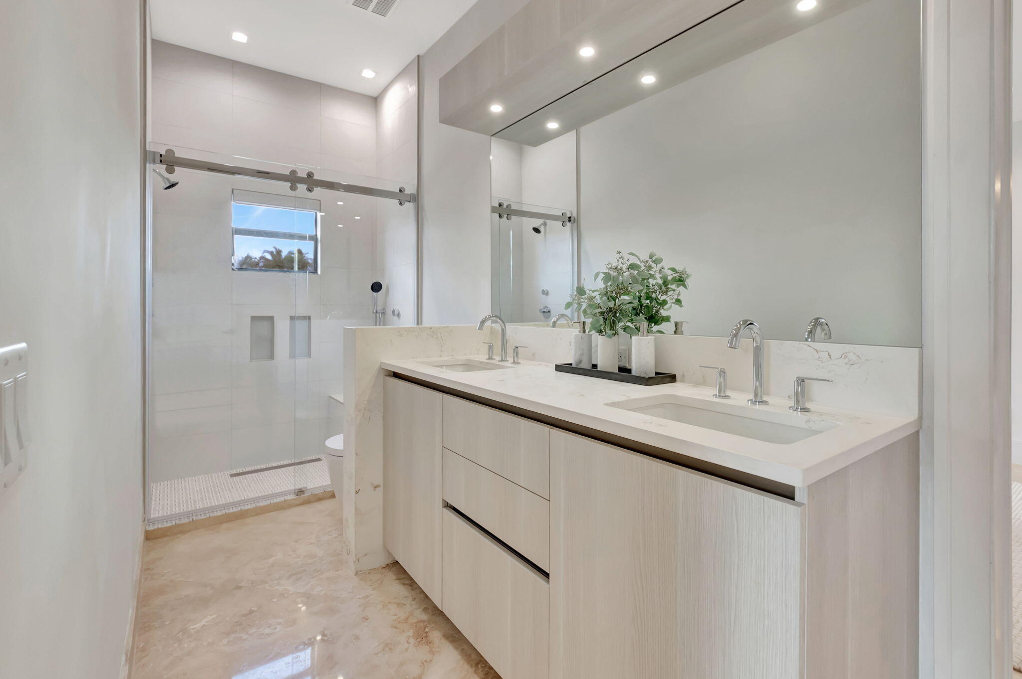 530 Phillips Drive Boca Raton, FL 33432 - Photo 21 of 74 31-web-or-mls-DSC_9529