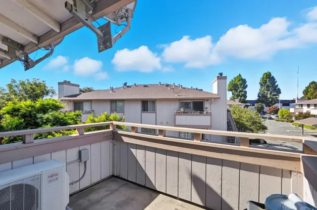 a view of parking area