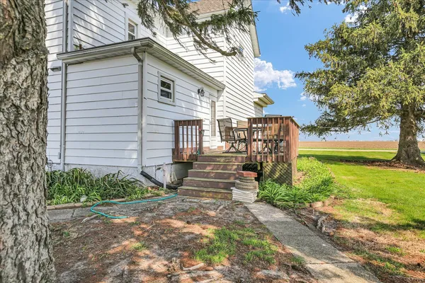 $285,500 | 851 East Co Road 750 North, Tuscola, IL 61953