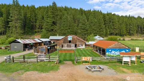 $680,000 | 15 Farmhouse Way, Cle Elum, WA 98922