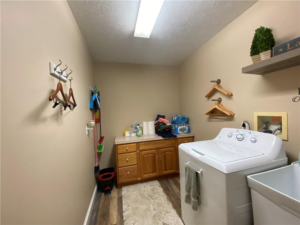 725 Rollinson Road Hermitage, PA 16148 - Photo 12 of 26 a utility room with dryer and washer