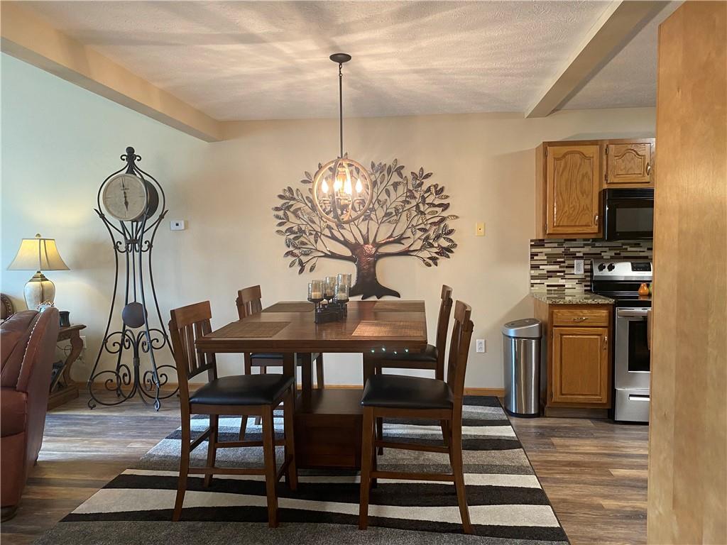 725 Rollinson Road Hermitage, PA 16148 - Photo 9 of 26 a view of a dining room with furniture