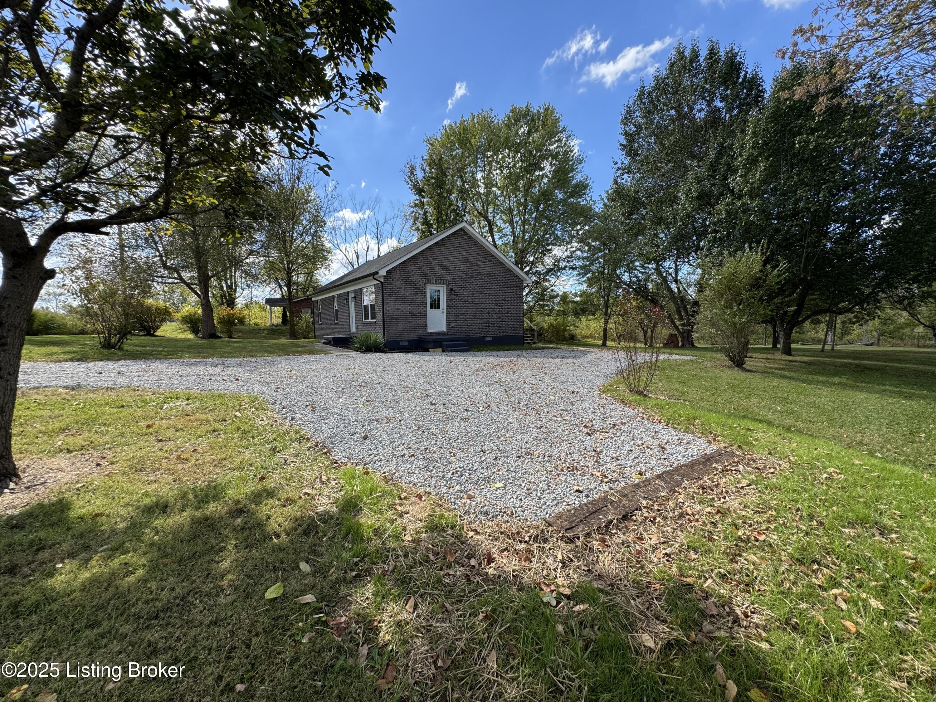6480 Loretto Road Bardstown, KY 40004 - Photo 25 of 37 IMG_6865