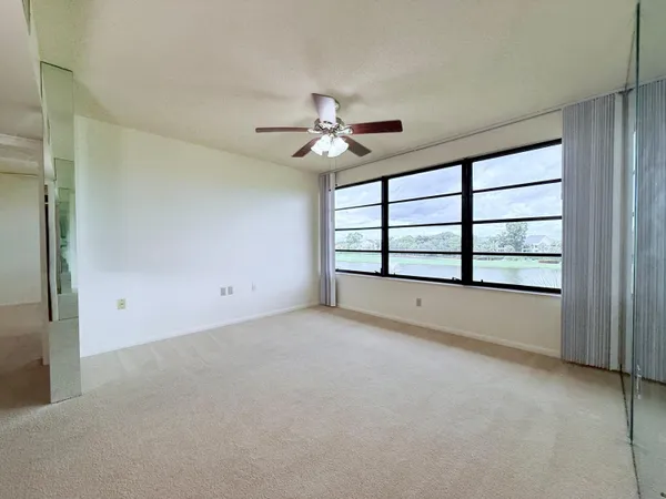 $1,845 | 3525 Village Boulevard, Unit 401, West Palm Beach, FL 33409