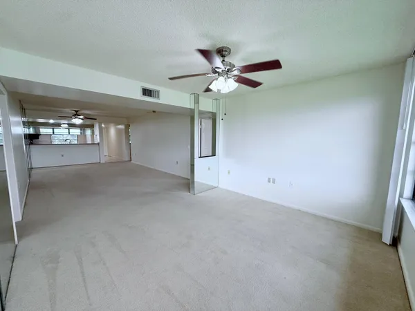$1,845 | 3525 Village Boulevard, Unit 401, West Palm Beach, FL 33409