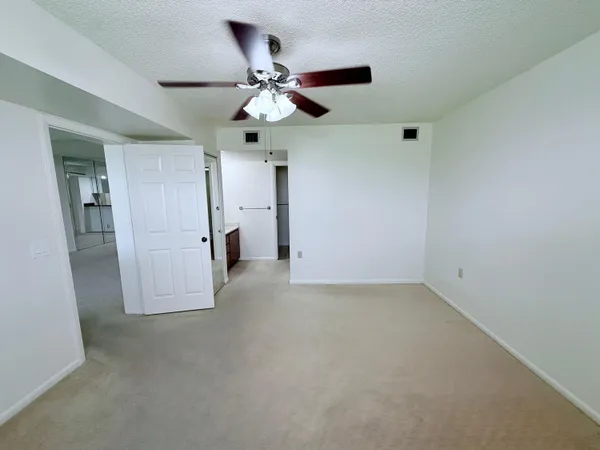 $1,845 | 3525 Village Boulevard, Unit 401, West Palm Beach, FL 33409