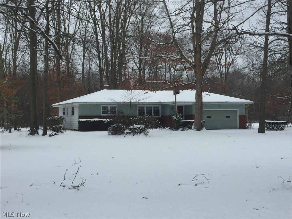3281 Hewitt Gifford Road Southwest Warren, OH 44481 - Photo 2 of 19