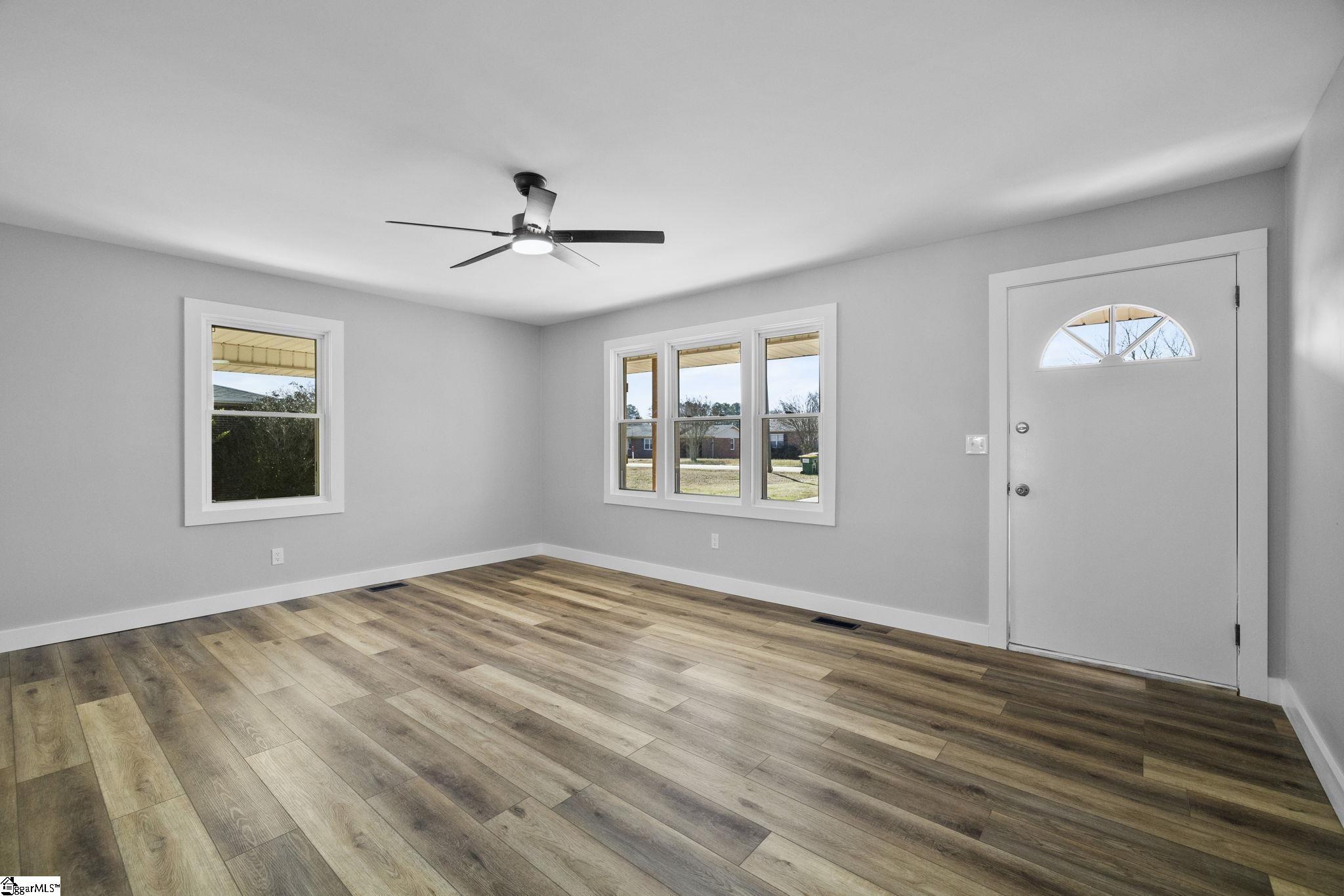 10 Lee Street Honea Path, SC 29654 - Photo 3 of 27 Gallery Image 3