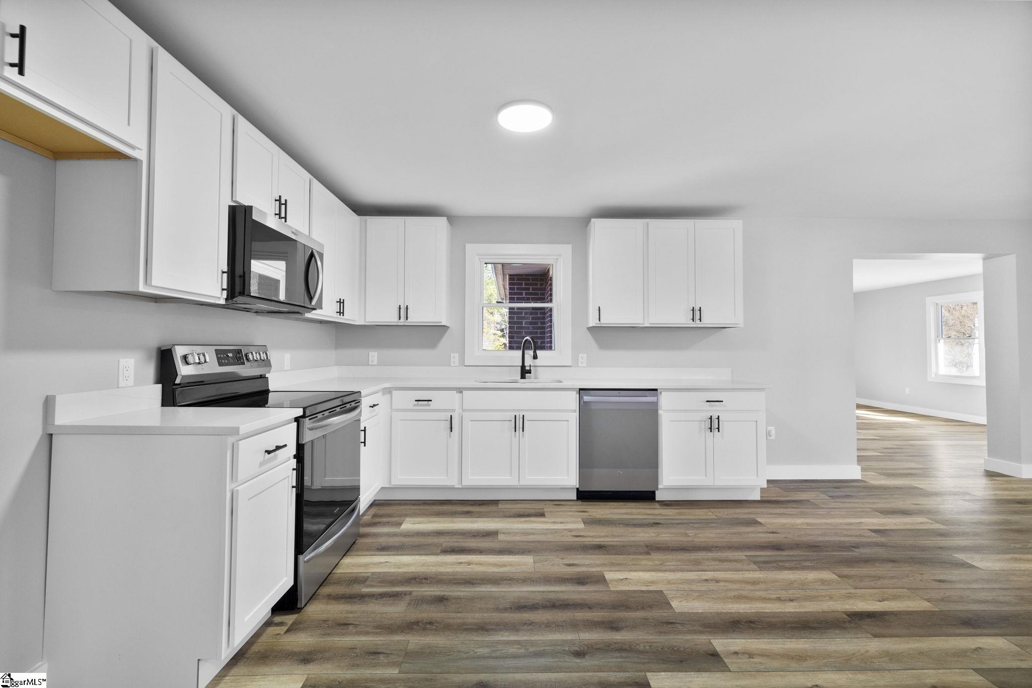 10 Lee Street Honea Path, SC 29654 - Photo 7 of 27 Gallery Image 7