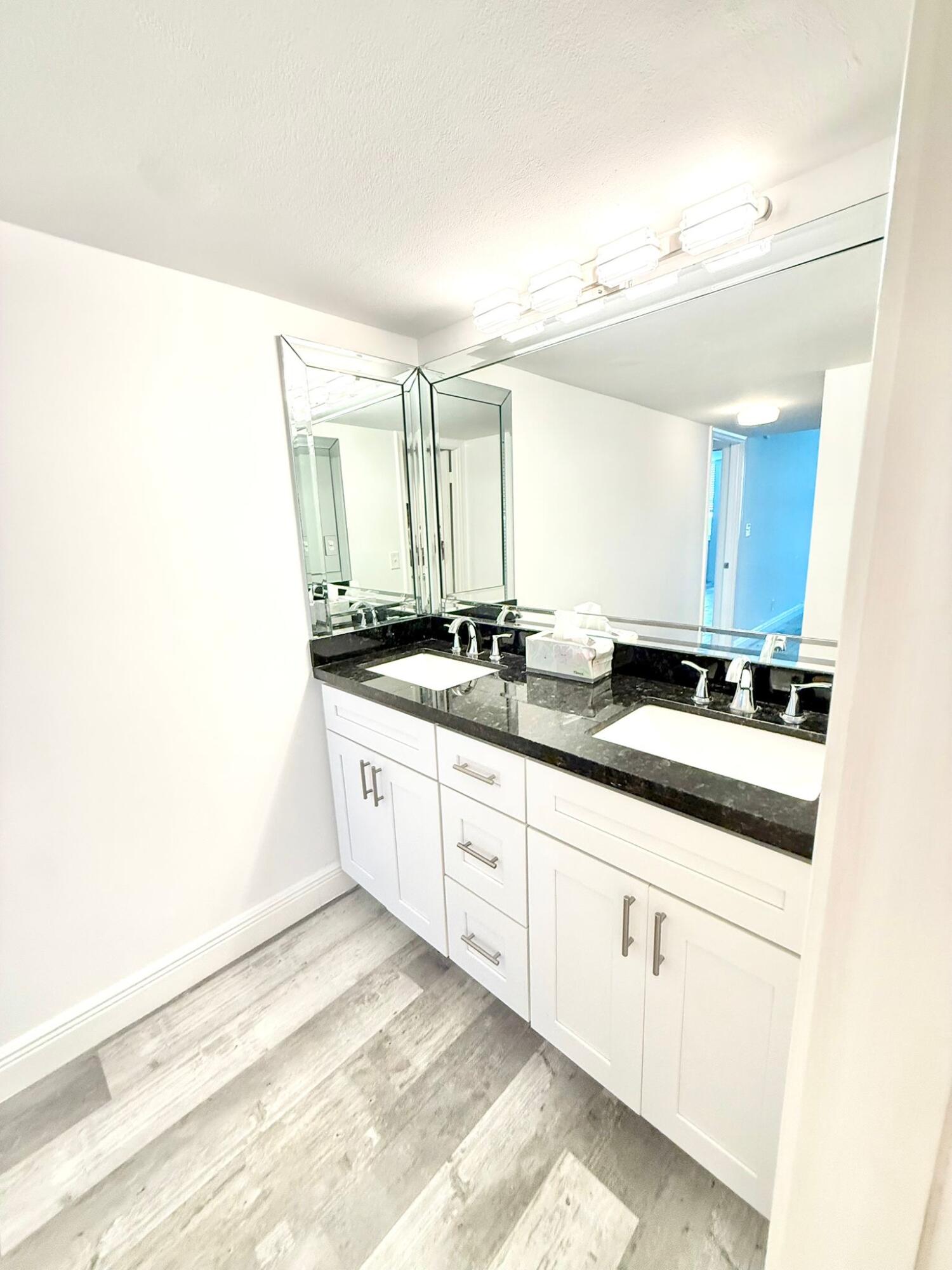 1150 Hillsboro Mile, Unit 707 Hillsboro Beach, FL 33062 - Photo 29 of 60 15ceda94-b10d-4d53-b51d-7c0385a53be9