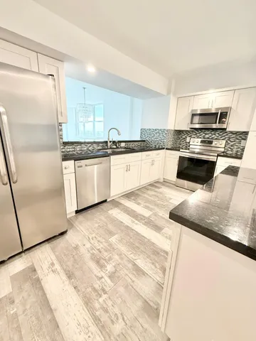 $3,000 | 1150 Hillsboro Mile, Unit 707, Hillsboro Beach, FL 33062