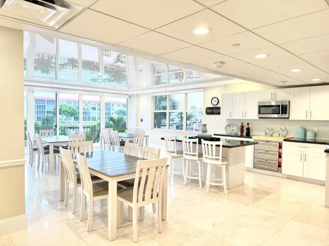 $3,000 | 1150 Hillsboro Mile, Unit 707, Hillsboro Beach, FL 33062