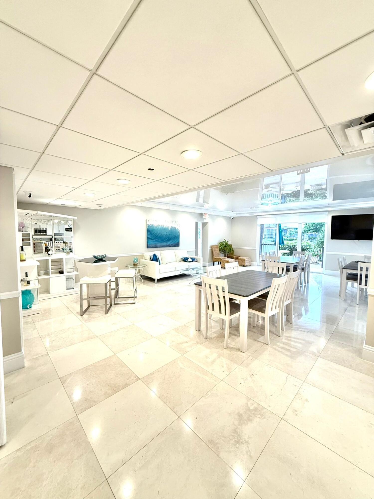 1150 Hillsboro Mile, Unit 707 Hillsboro Beach, FL 33062 - Photo 38 of 60 b666f066-a965-4889-b6cf-a36797fabe52