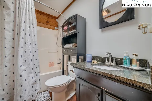 $375,000 | 109 Mountain Ivy Lane, Boone, NC 28607